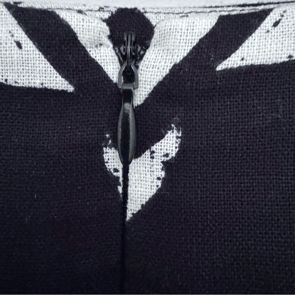 Parker the Kiley straight Midi Black and White leaf print needy Skirt woman's 8. - Picture 6 of 14